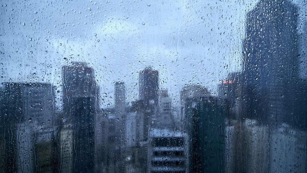 vaguada-mantiene-chubascos-en-varias-provincias-del-pais;-clima-mejorara-en-la-tarde