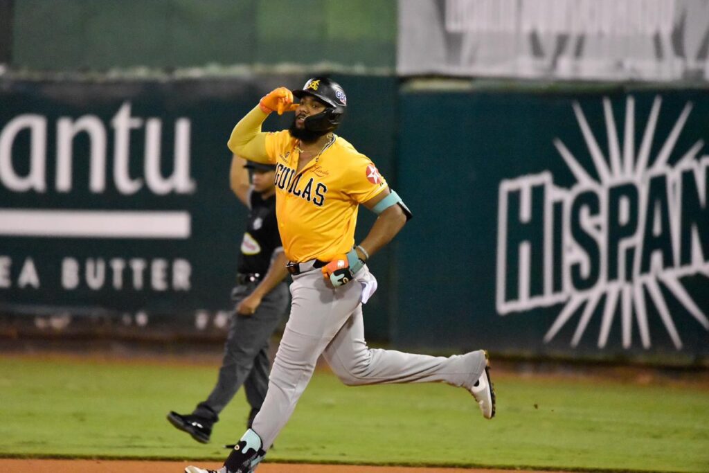 aguilas-vencen-estrellas,-encarnacion-pego-jonron-y-remolco-tres-carreras
