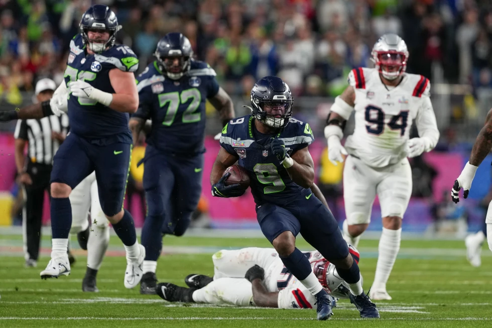 seattle-seahawks-gano-el-super-bowl.-kenneth-walker-iii-primer-corredor-en-ganar-el-mvp -en-28-anos