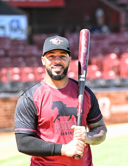 gigantes-del-cibao-anuncian-que-leury-garcia-se-queda-en-el-equipo