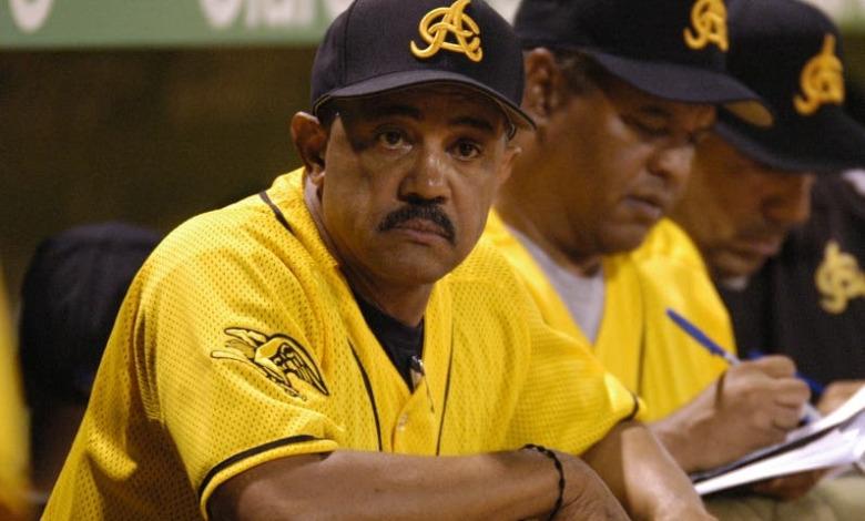 tony-pena:-medio-siglo-detras-del-plato-y-en-el-dugout-llega-a-su-ultima-entrada