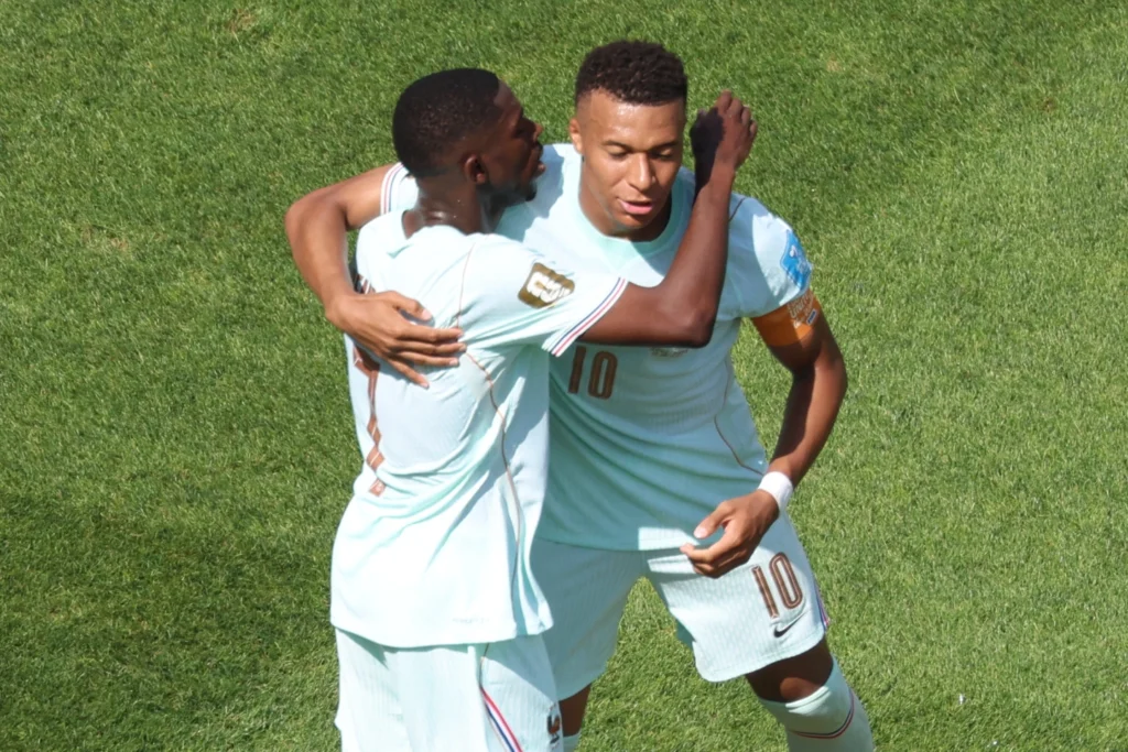 francia-y-espana-imponen-jerarquia;-cabo-verde-hace-historia-y-senegal-revive-en-el-mundial