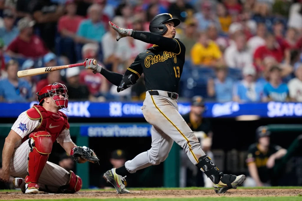 esmerlyn-valdez-y-endy-rodriguez-la-sacan.-piratas-vencen-filis-y-tigres -a-yankees