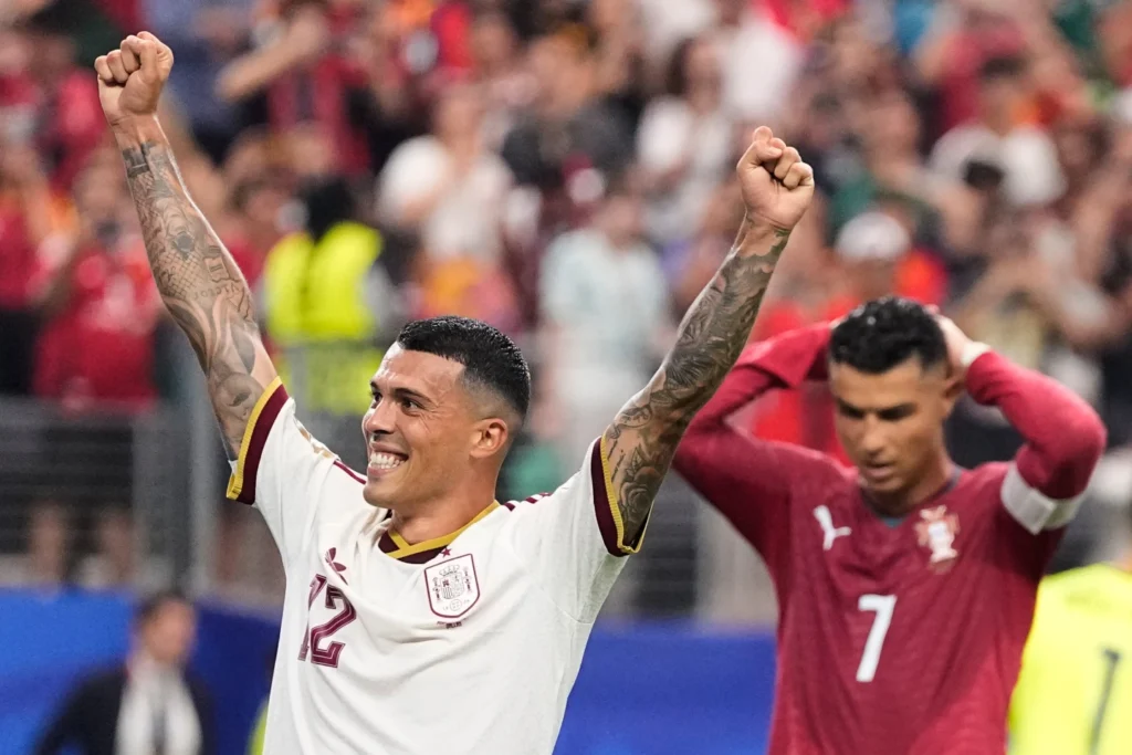 gol-tardio-de-mikel-merino-lleva-a-espana-a-cuartos-de-final-y-pone-fin-a-la-carrera-mundialista-de-cristiano-ronaldo