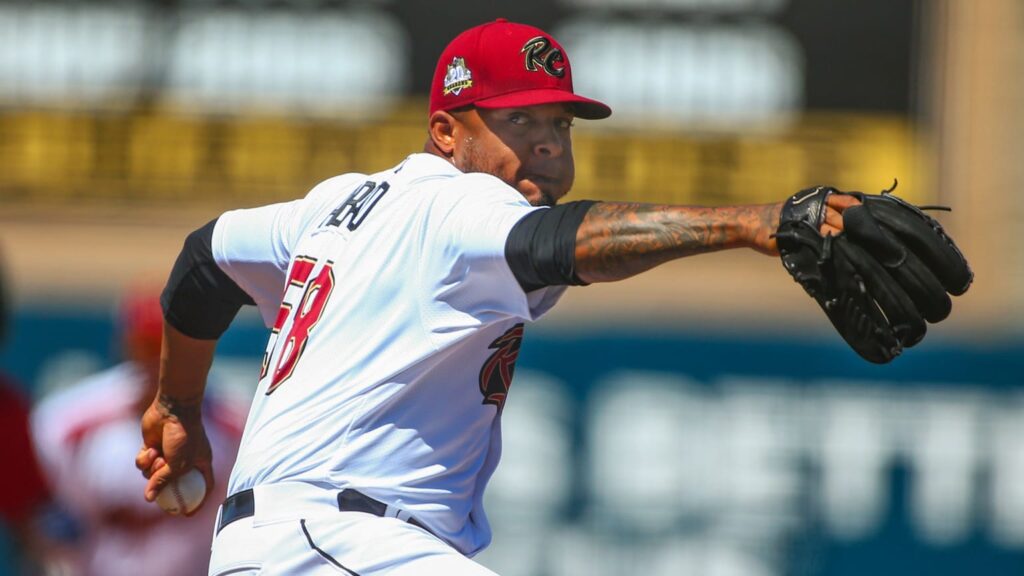 fernando-abad,-jorge-bonifacio-y-pocoto-espinal-entre-jugadores-dejados-libres-por-los-gigantes