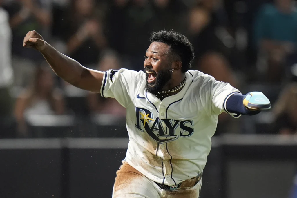  Caminero pegó su segundo jonrón de oro en 5 días Los  resultados  de MLB